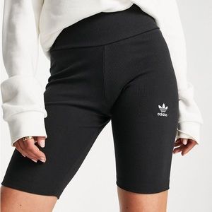 Adidas Essentials Short Leggings